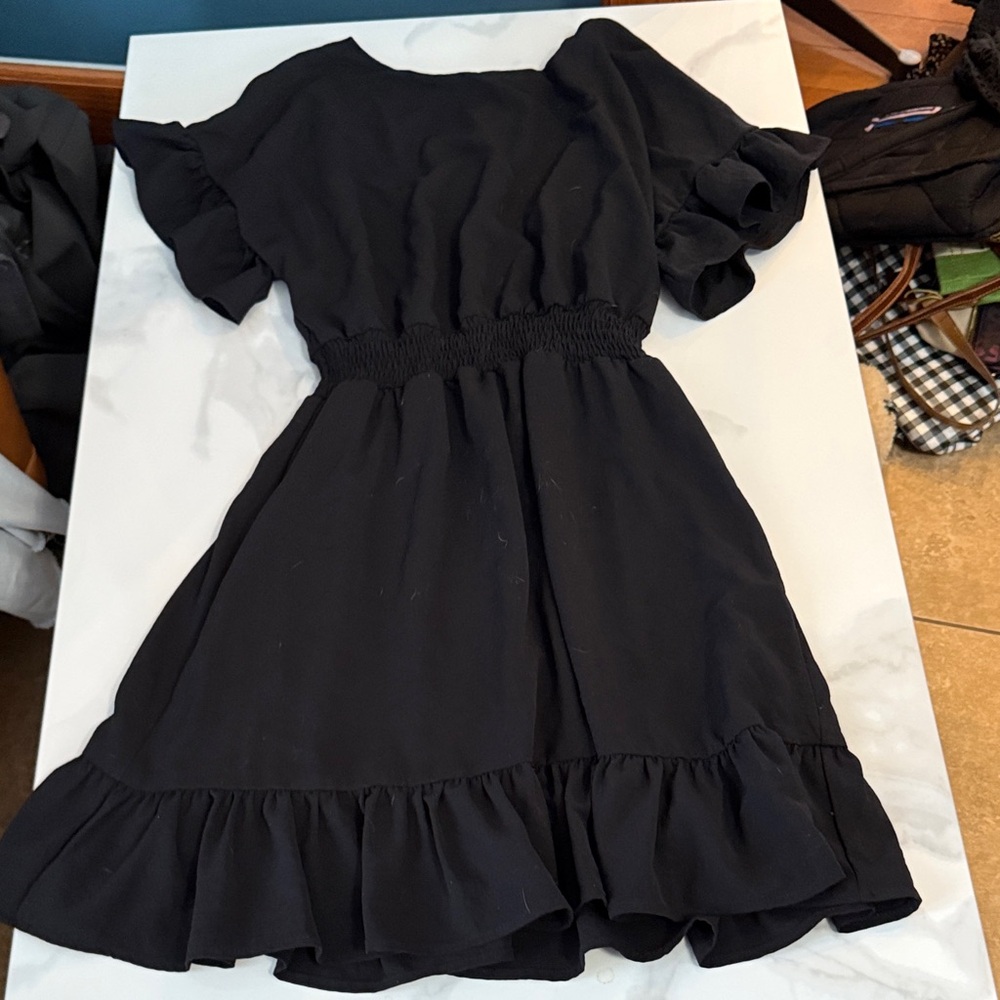 She + Sky Classic Black Garment